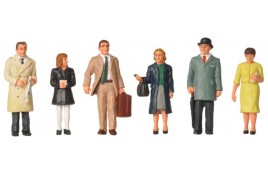 1960/70s Standing Station Passengers N Scale